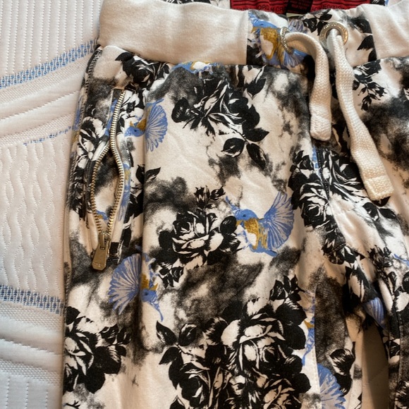 Men’s joggers - Picture 2 of 6